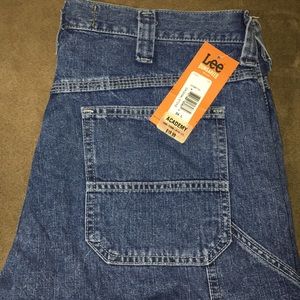 NWT. Lee brand carpenter shorts. Size:34L